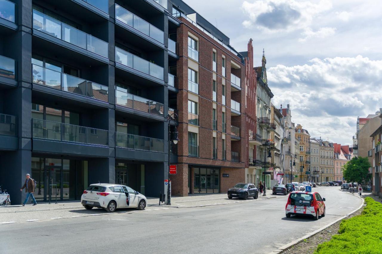Apartments Poznan Chwaliszewo Residence With Free Garage By Noclegi Renters Exteriér fotografie